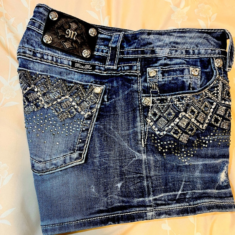 Miss Me Shorts